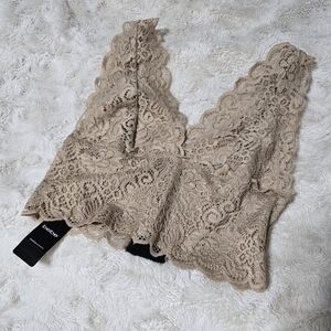 Bebe Lace V-neck Crop Top